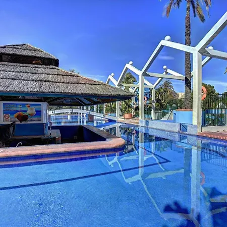 Wonderful New 1 In Benalbeach Apartmán